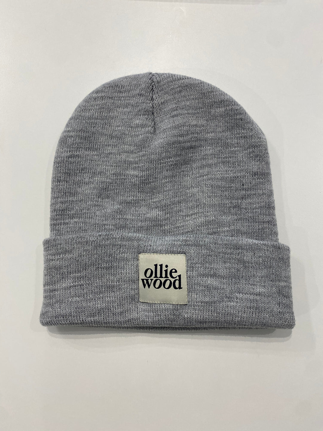 OLLIEWOOD MIDDLE PATCH BEANIE ASH GREY