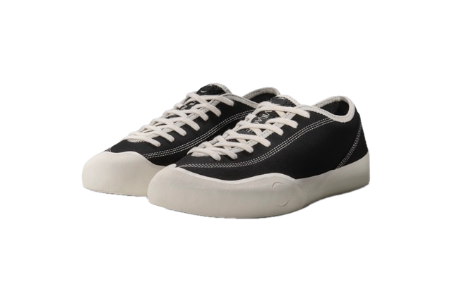 VILLAGE PM 1.30PM BLACK