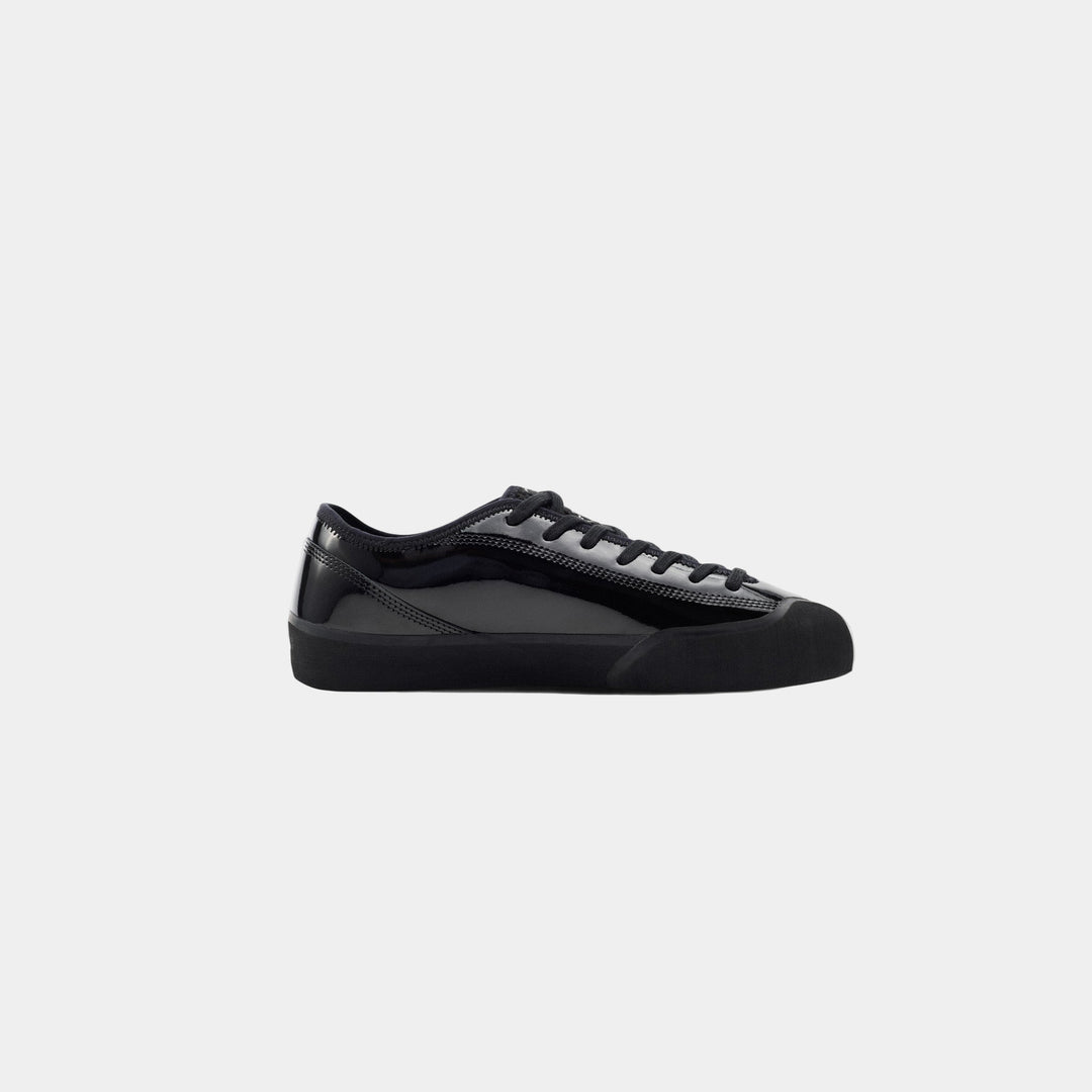 VILLAGE PM 1.30PM GLOSS BLACK