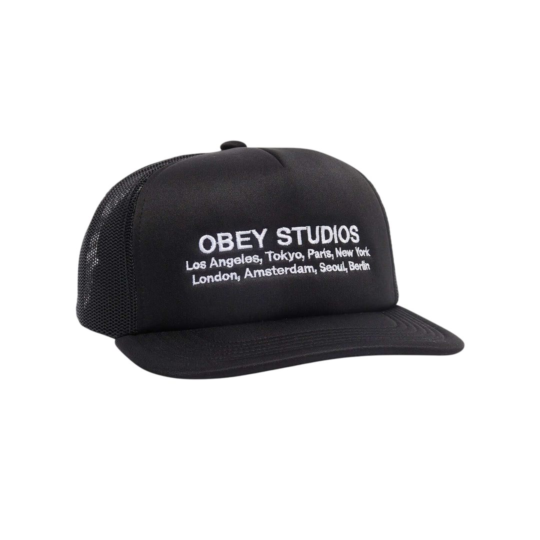 STUDIOS TRUCKER CAP BLACK