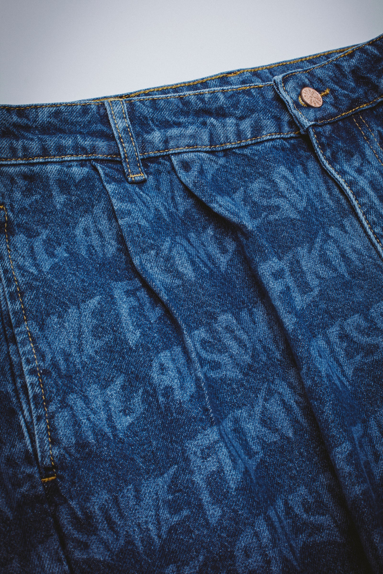 BAGGY LASER STAMP SHORTS BLUE