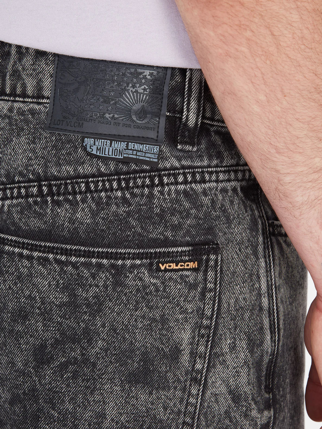 BILLOW TAPERED DENIM LIGHT ACID BLACK