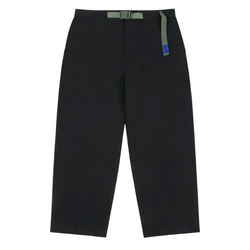 BELTED TWILL PANT DARK CHARCOAL