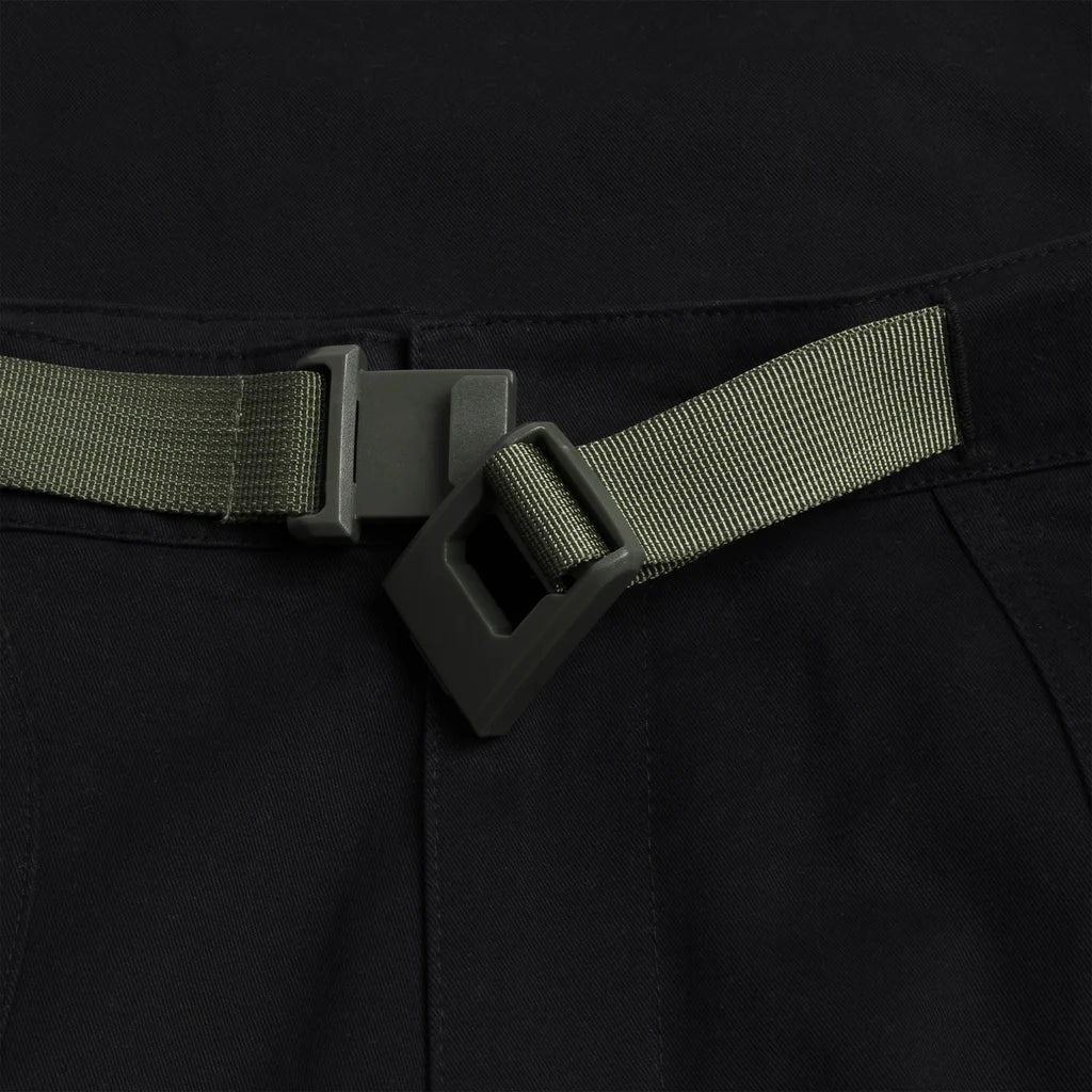 BELTED TWILL PANT DARK CHARCOAL