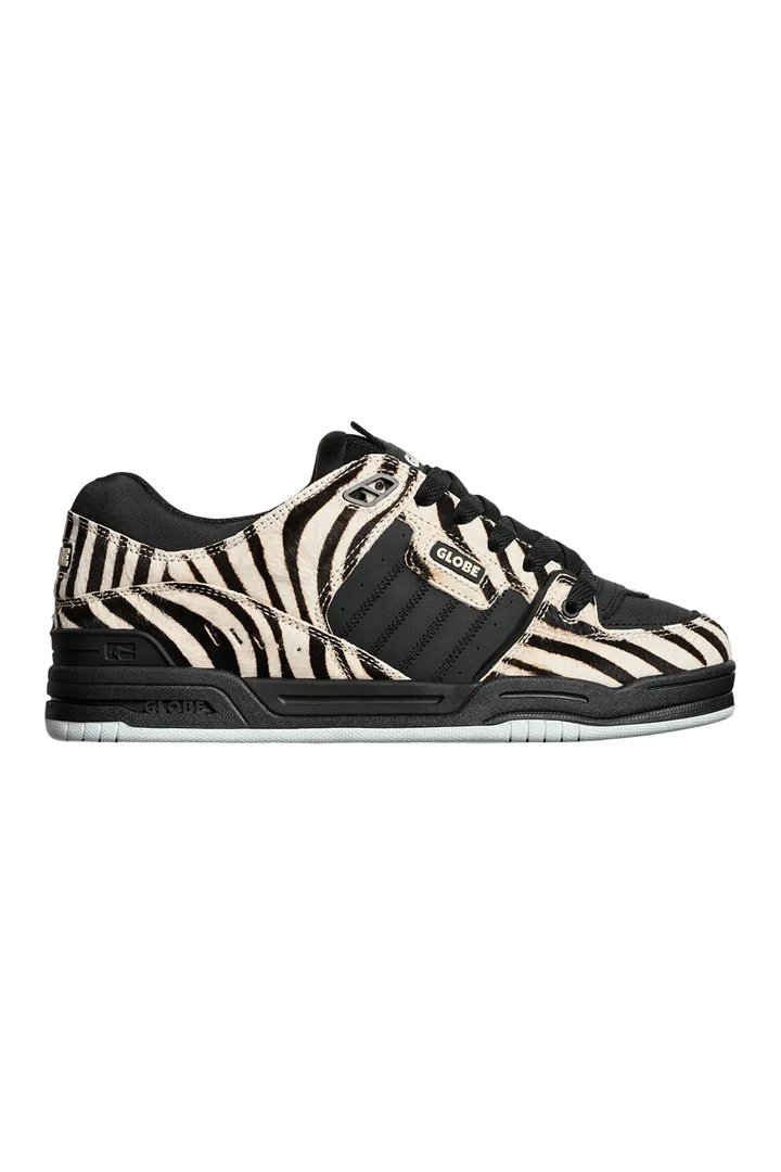 GLOBE FUSION SNEAKER SKATE SHOE