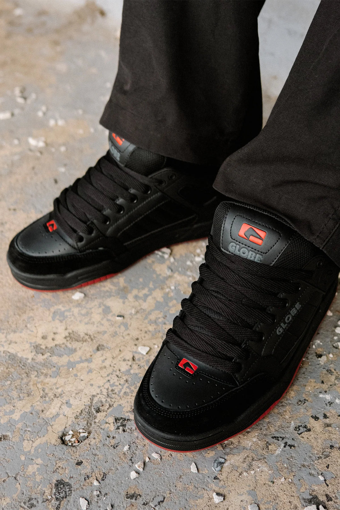 TILT BLACK/RED/CHARCOAL SKATESHOE SNEAKER FIT