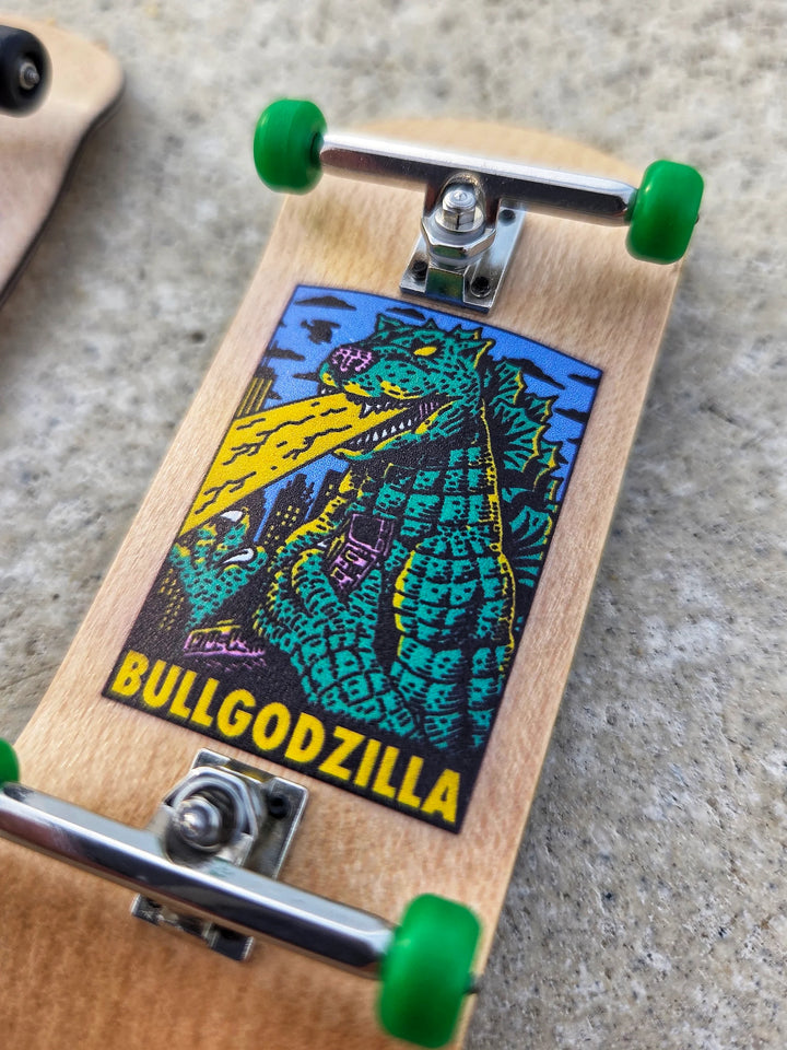BULLGOD 36MM PERRO GRANDE GODZILLA