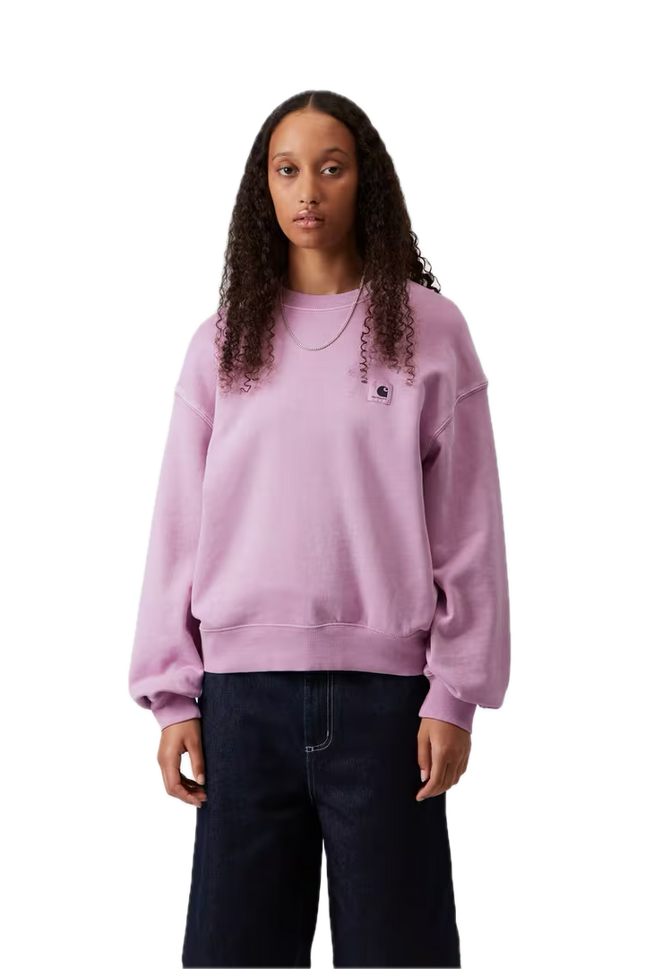 CARHARTT W'NELSON SWEATSHIRT GENTLE PURPLE GARMENT DYED FIT CLOSE UP