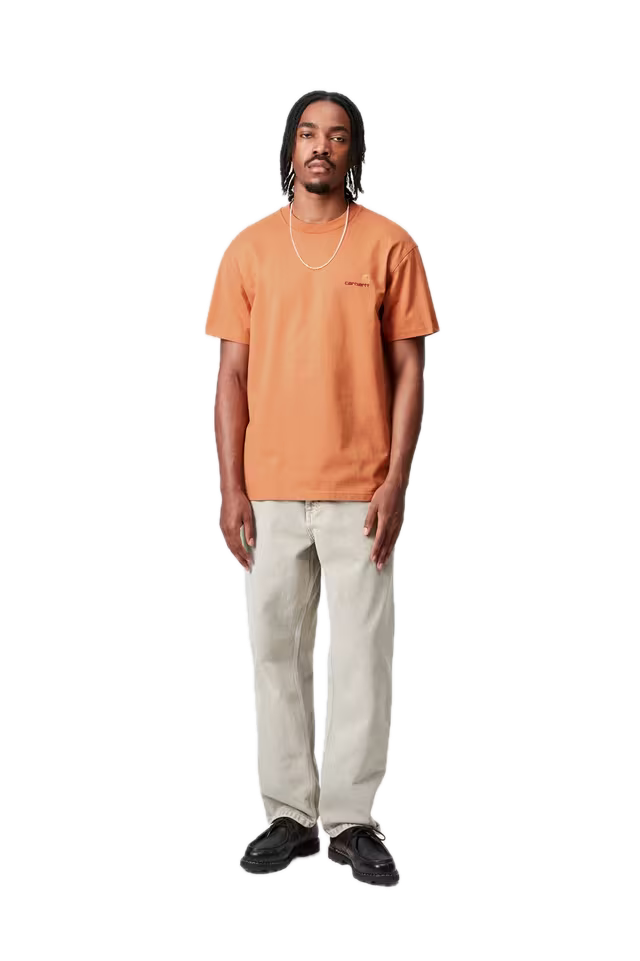 AMERICAN SCRIPT TEE REDHAVEN