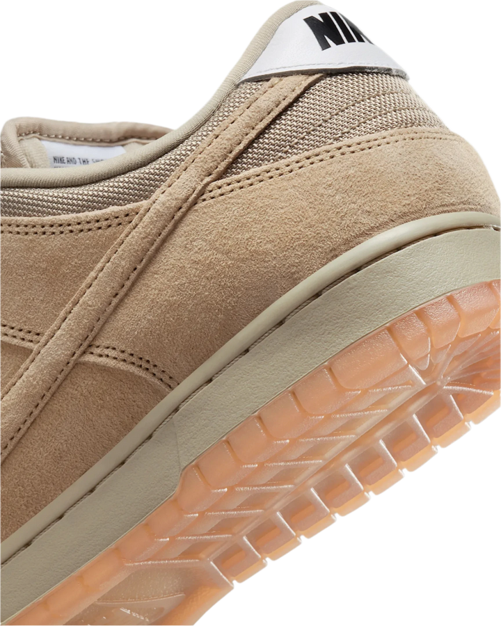 DUNK SB LOW PRO PARACHUTE BEIGE