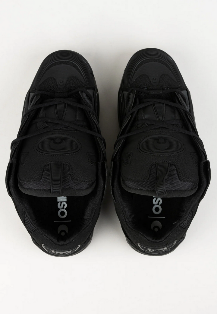 D3 2001 TRIPLE BLACK