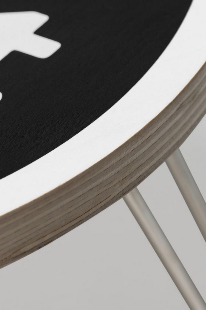 HEART FOLDING TABLE BLACK