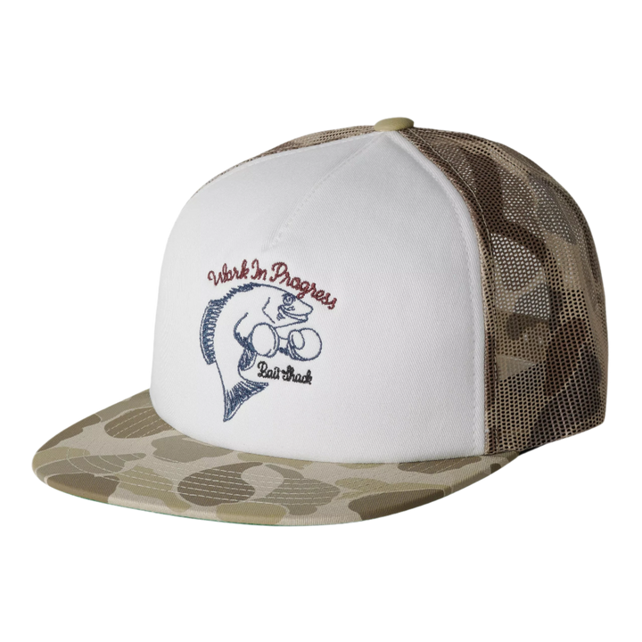 GRAPHIC TRUCKER CAP CAMO DUCK