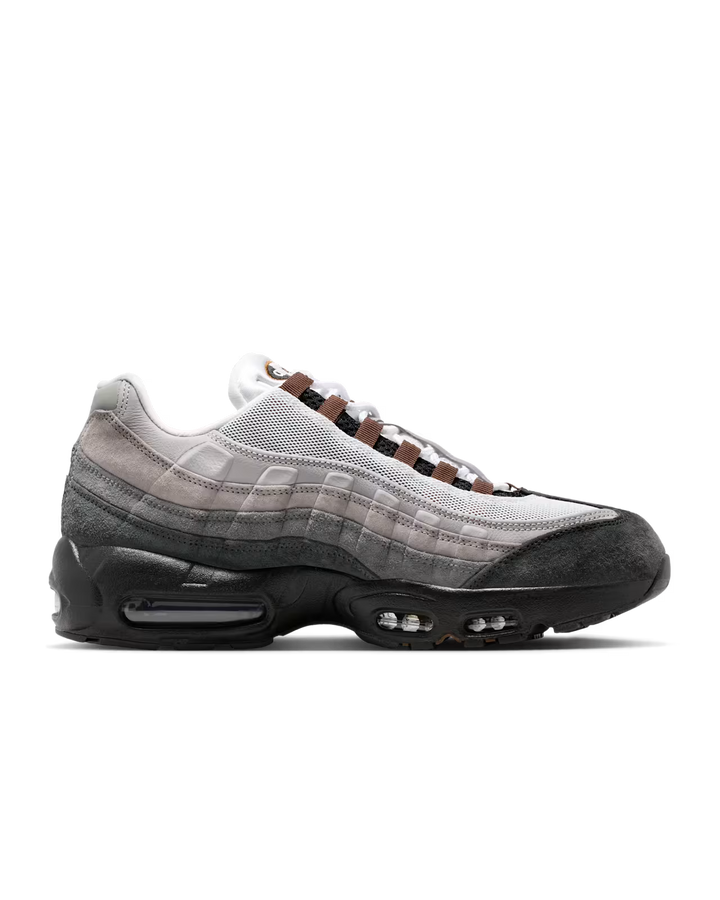NIKE AIR MAX SB 95 "BLACK AND ANTHRACITE" SIDE LEFT