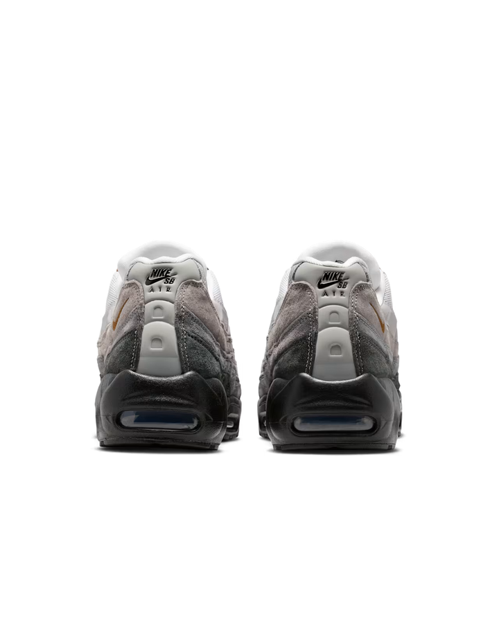 NIKE AIR MAX SB 95 "BLACK AND ANTHRACITE" BACK