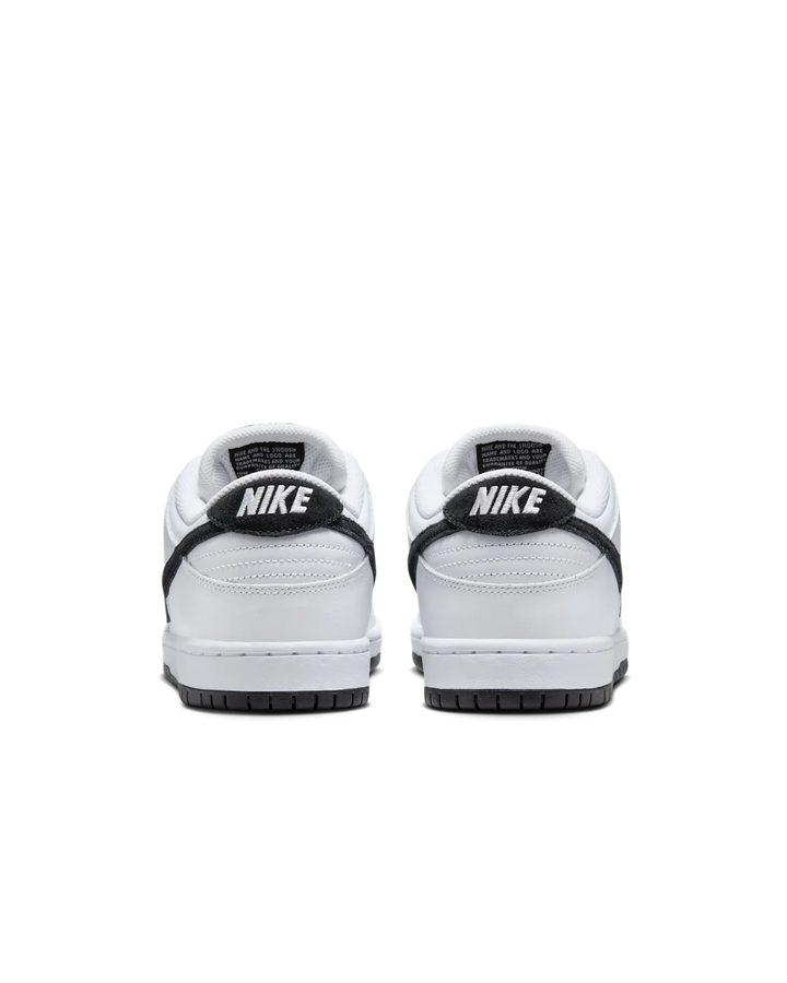 DUNK SB LOW PRO WHITE BLACK