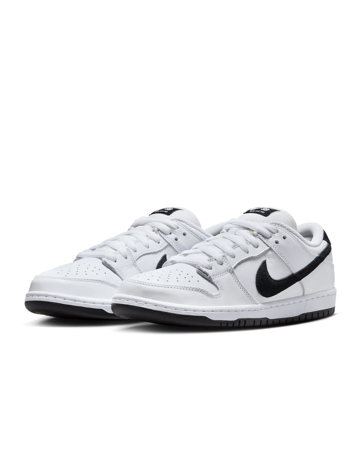 DUNK SB LOW PRO WHITE BLACK