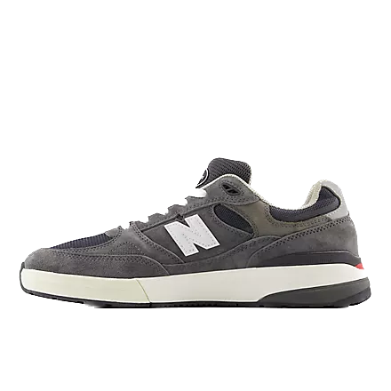 NM 933GDY