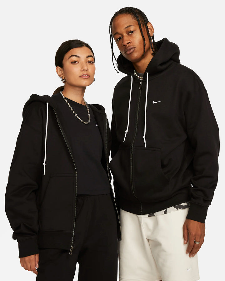 SOLO SWOOSH FULL ZIP HOODIE BLACK