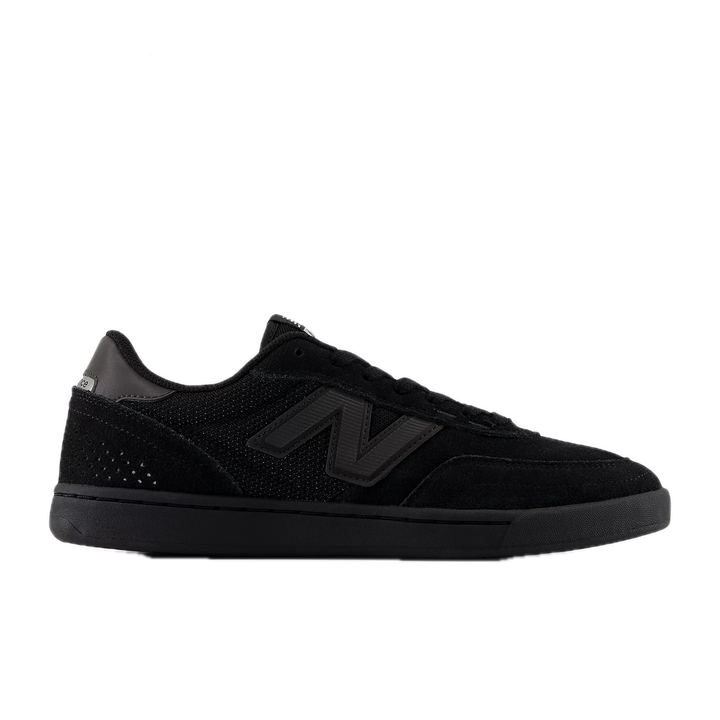 Black sneaker with brand logo 
