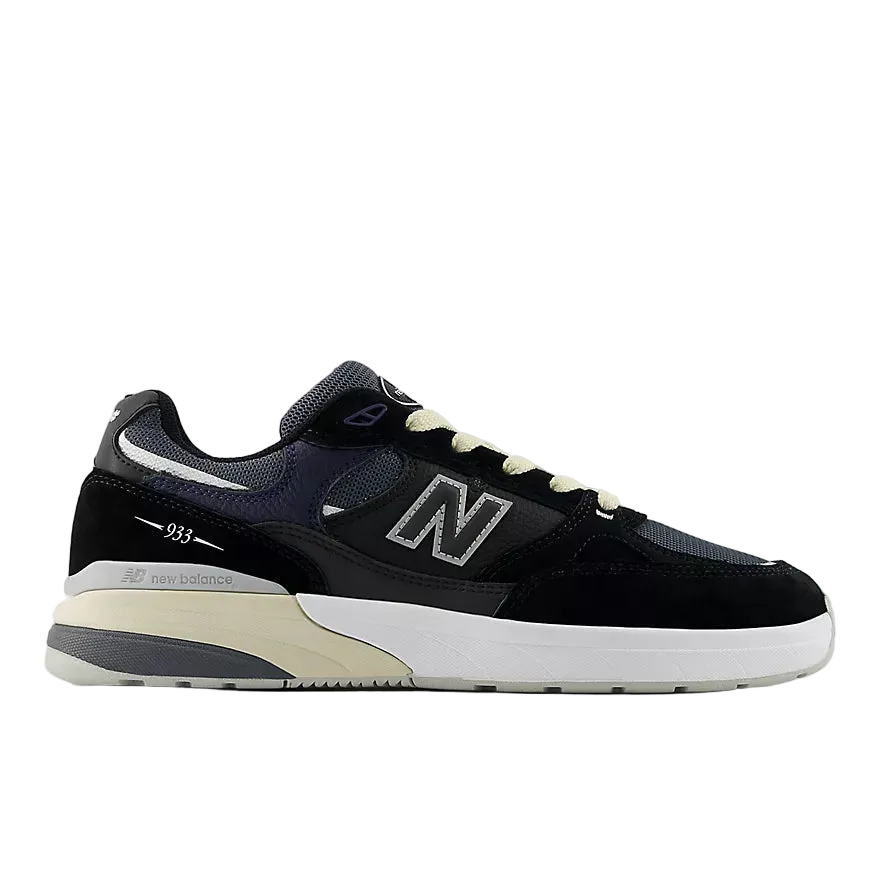 New Balance Sneaker Skate Shoe Black 933BNT Reynolds Side