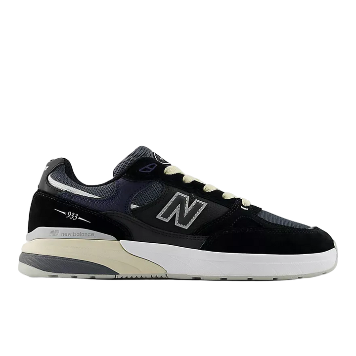 New Balance Sneaker Skate Shoe Black 933BNT Reynolds Side