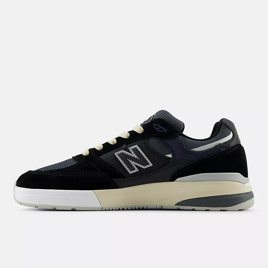 New Balance Sneaker Skate Shoe Black 933BNT Reynolds Side 2